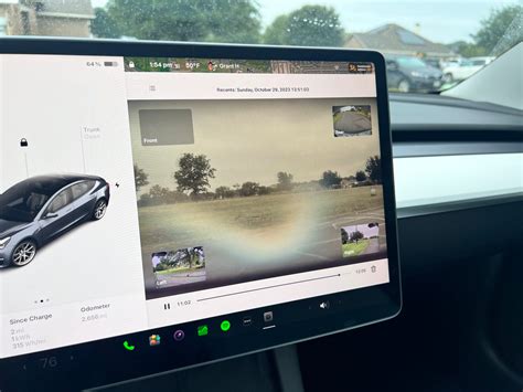 Tesla Front Camera View 的图像结果