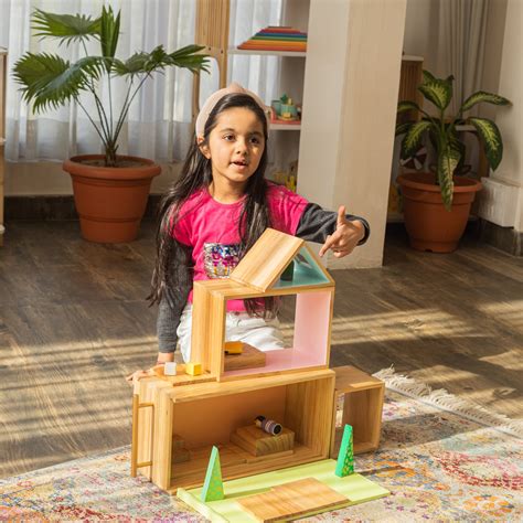 Travel Block Doll House – Wood-O-Kidz