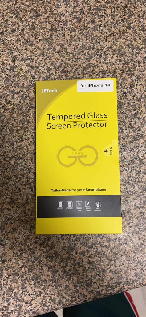 Fitting a Jetech Screen Protector 的图像结果