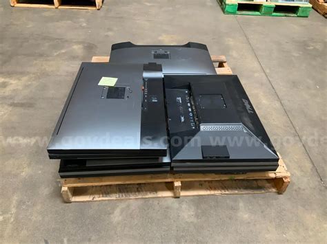 8 Monitors No Stands | AllSurplus