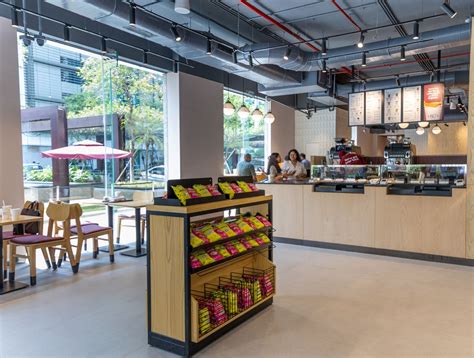 Inside India’s first Pret A Manger in Mumbai’s BKC | Condé Nast ...