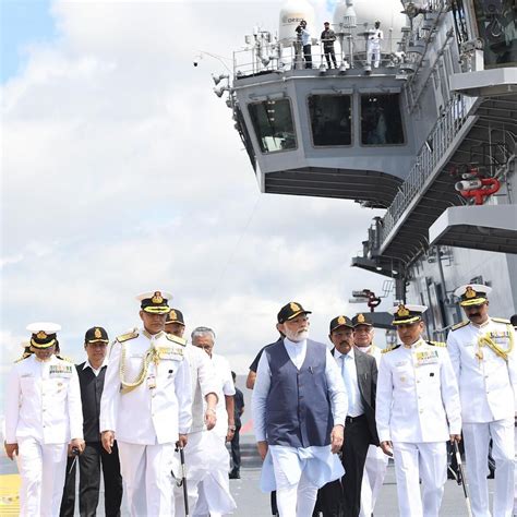 INS Vikrant 'City on Move' With 2 'Olympic Pools', Full Hosp, Machines ...