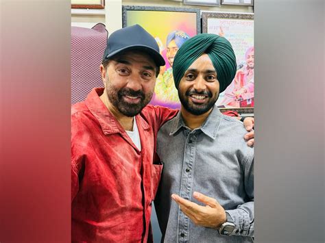 Sunny Deol meets Punjabi singer Satinder Sartaaj over meal, check pics