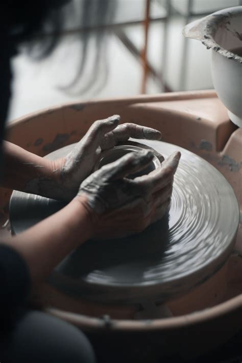 Intro to Throwing Monday Eve 6 Weeks Brixton, Earthworks Ceramics ...