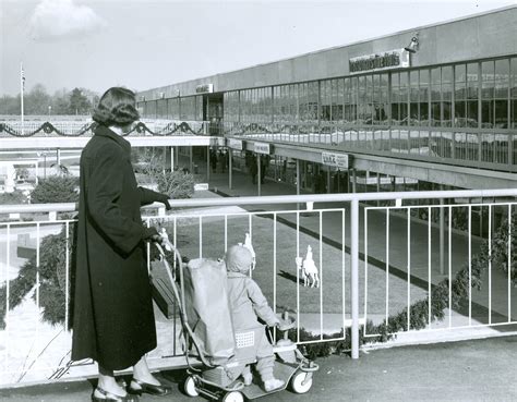 Shoppers’ World – Framingham History Center Online Exhibits