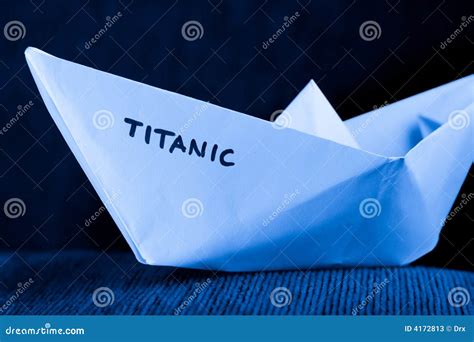 Titanic Paper Model 的图像结果
