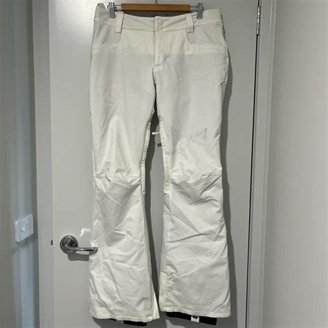 Billabong snow pants. Worn but remain in perfect... - Depop