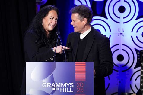 Randy Travis: Country Legend's Comeback Continues With AI