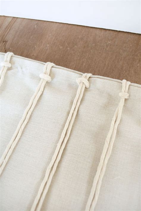 12-Inch Macrame Pillow Tutorial 的图像结果