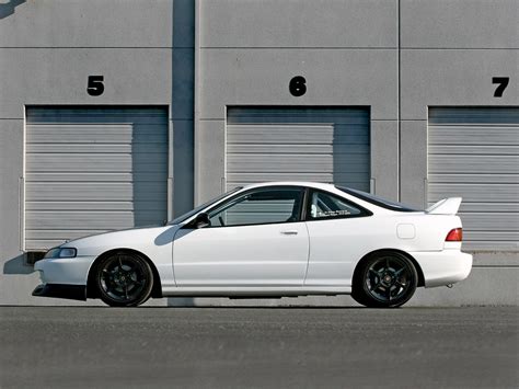 Integra Type R Black Stance