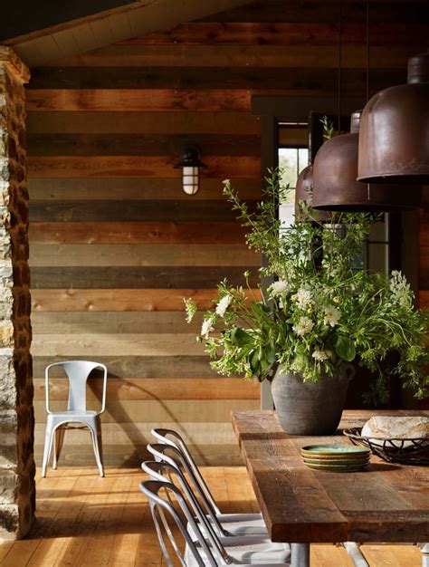 How A Wood Wall Can Influence A Space's Decor And Ambiance