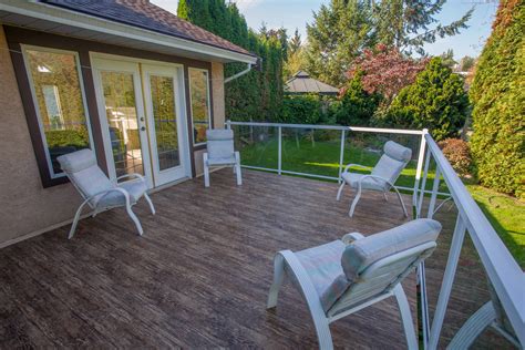 Deck Covering with Tufdek Vinyl - Easy Install, Less Maintenance