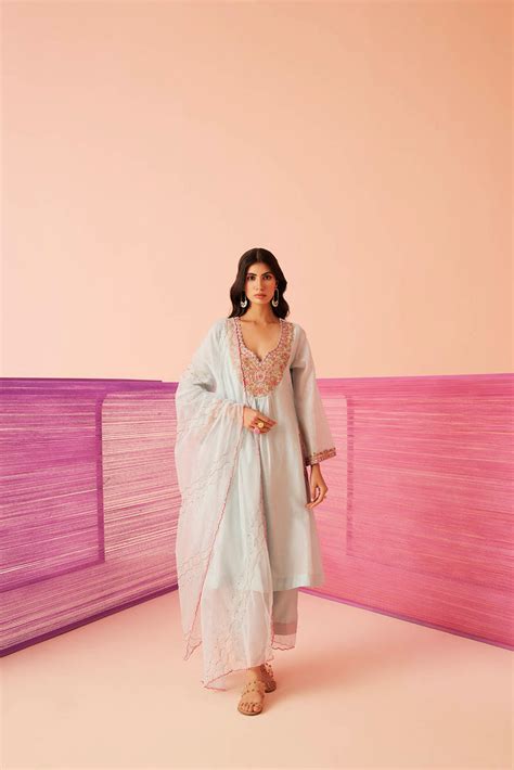 Kurta Sets – Sureena Chowdhri