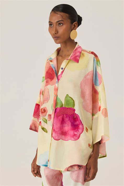 Women's Modern Clothing for a Life in Motion – SiSa