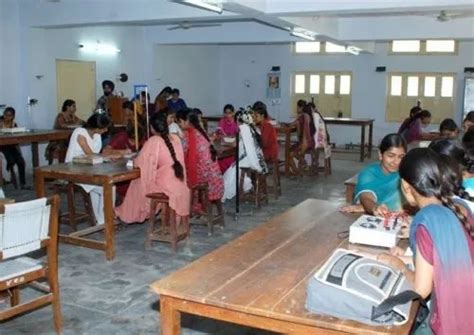Babbar Akali Memorial Khalsa College Hoshiarpur Campus: Photos, Virtual ...