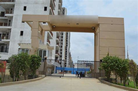 2 BHK in Noida Ext Tech Zone 4 near {street} for Rs {formattedPrice ...