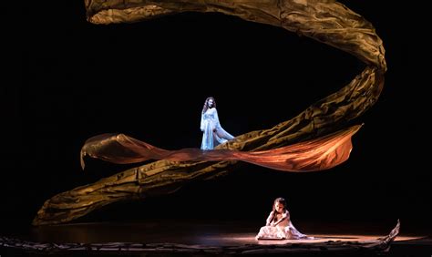 Review: 'The Secret Garden' Revival Blooms & Beguiles at the Ahmanson ...