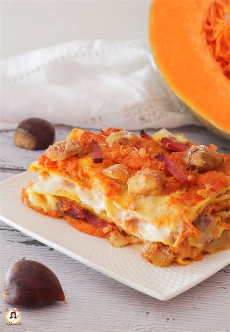 Le LASAGNE ZUCCA SPECK E CASTAGNE sono un primo piatto di  