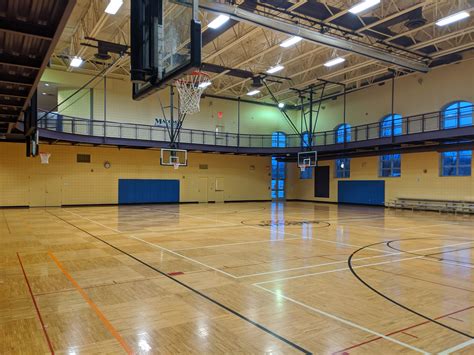 MACOMB TOWNSHIP RECREATION CENTER - Macomb MI - Hours, Directions ...