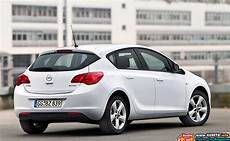 opel astra 2012 2012 opel astra photos informations articles opel astra 2012 2012 opel astra photos informations articles