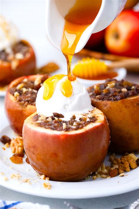 Slow Cooker Baked Apples Recipe - Sweet and Savory Meals