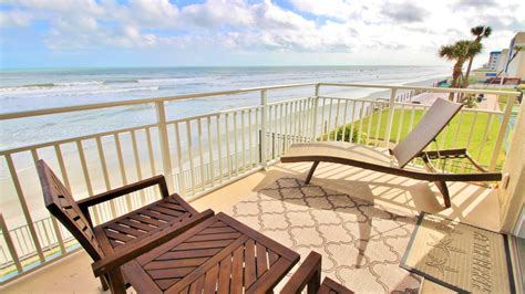 New Smyrna Beach vs. Cocoa Beach: Which Florida Beach Vacation is Best?
