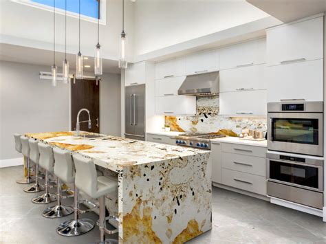 Why Is Patagonia Quartzite Ideal for Countertops?