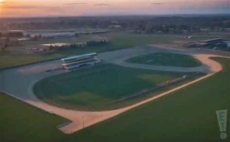 Emerald Downs Horse Races