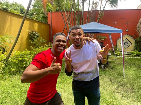 Greeting in Spanish: Essential Phrases for Authentic Interactions