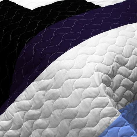 Buy Onitiva [Dweep Gold] 3PC Vermicelli - Quilted Patchwork Quilt Set ...
