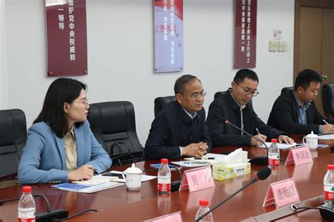 深圳市龙岗区人力资源局来校洽谈合作-江西理工大学 - JiangXi University of Science and Technology