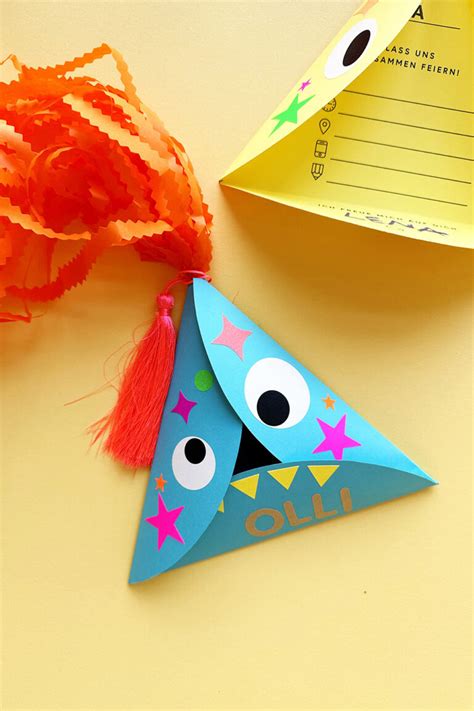 Jetzt noch einfacher: Lustige Party-Einladungen basteln