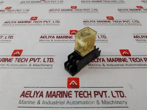 Idec Rm2S-u Relay W/ Pyf08A Relay Socket 50/60Hz – Aeliya Marine