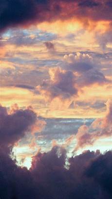 Aesthetic Iphone Xr Wallpaper by 13 Fluffy Cloudy Iphone Xr Wallpapers Sky Aesthetic Aesthetic Iphone Xr Wallpaper