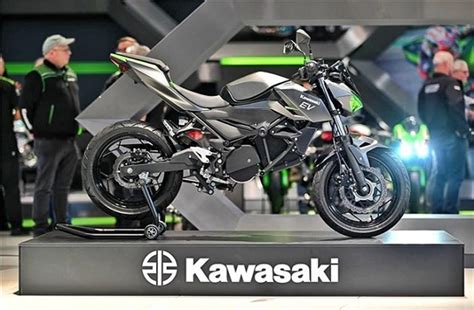 Kawasaki ने जर्मन के Intermot में शोकेस की इलेक्ट्रिक मोटरसाइकिल ...