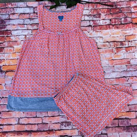 Simply Vera Vera Wang Pajama Sleep Set Size XL Top &... - Depop