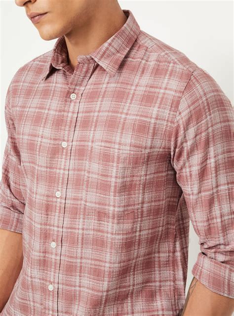Buy Men Checked Slim Fit Shirt Online at just Rs. 1049.0 ...