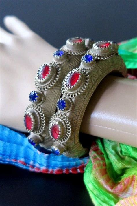 Kuchi Jewelry Making: Traditional Nomadic Silver Work of Afghanistan