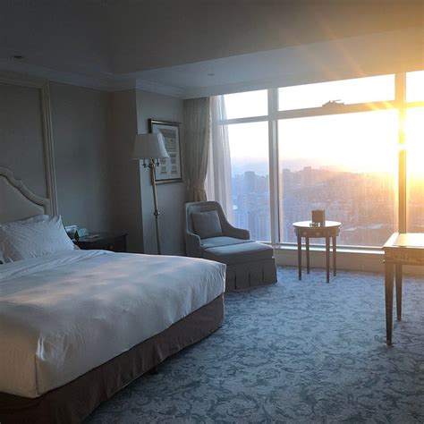 JINSHI INTERNATIONAL HOTEL (Qingdao) - Hotel Reviews, Photos, Rate ...