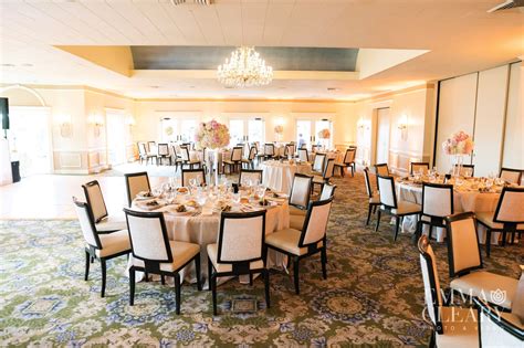 Nissequogue golf glub wedding photography New York