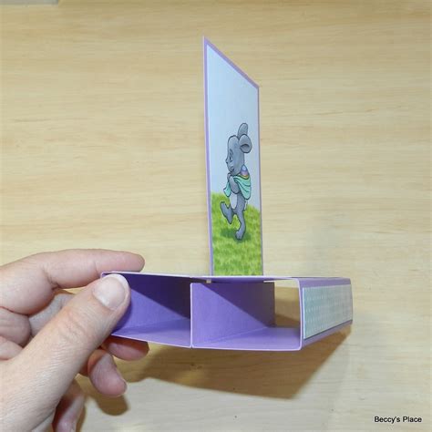 Free Standing Pop Up Card Tutorial 的图像结果