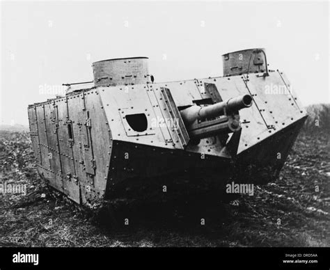 French Ww1 Wwi Tank Stock Photos & French Ww1 Wwi Tank Stock Images - Alamy