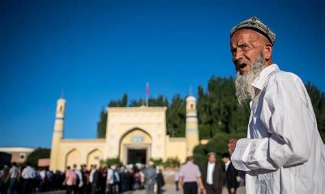 China में Muslims को नहीं मनाने दी गई Eid, चूं तक न कर पाए Türkiye और ...