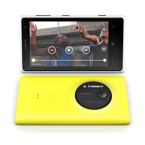 Zoom reinvented: Nokia launches the Lumia 1020
