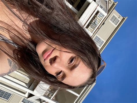 Nicole @Nicole OnlyFans Top 10 blond model girl next door — findr.fans