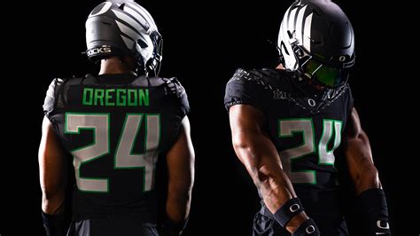 Oregon Ducks unveil Generation O football uniforms - oregonlive.com