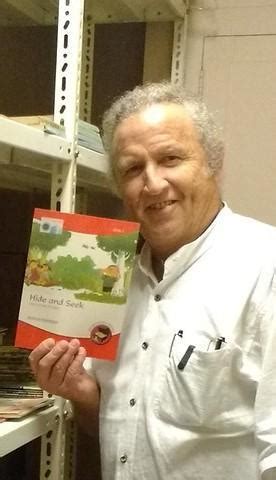 character sketch of the picture frame by Nicholas horsburgh - Brainly.in