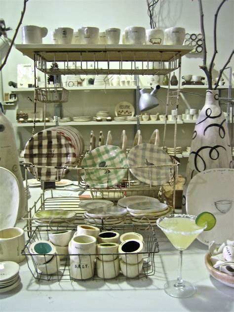 Rae Dunn - Fine Handmade Pottery