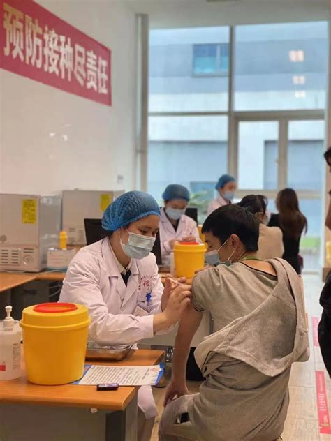 新冠疫苗接种进行时！重庆保税港区完成接种4744人