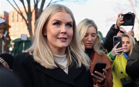 💥 SHOCK ON LIVE TELEVISION! Karoline Leavitt ATTACKS Coach James ...